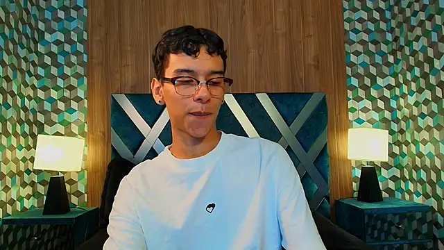 Aiden Royce online show from October 15, 2025, 5:06 am