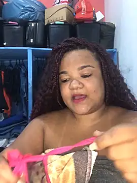 Snapshot of melcarioca1111 chatting on October 17, 2025, 6:10 pm melcarioca1111 online show from October 17, 2025, 6:10 pm