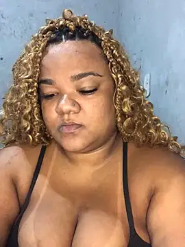 Snapshot of melcarioca1111 chatting on November 9, 2025, 11:31 pm melcarioca1111 online show from November 9, 2025, 11:31 pm