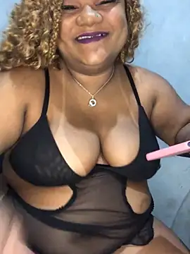 Snapshot of melcarioca1111 chatting on November 14, 2025, 3:21 am melcarioca1111 online show from November 14, 2025, 3:21 am