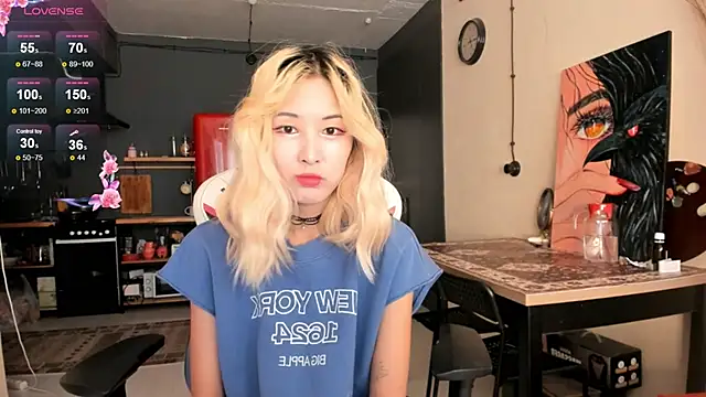 Snapshot of Korean_blink chatting on December 4, 2025, 6:12 am Korean blink online show from December 4, 2025, 6:12 am