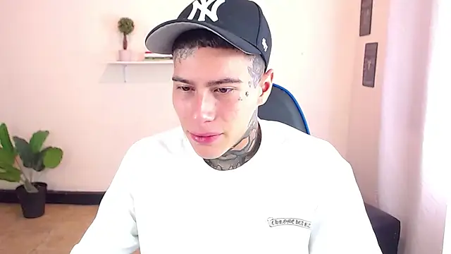 setthomas online show from November 25, 2025, 3:34 pm