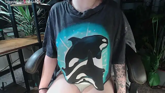 BaddieJoline online show from March 10, 2026, 8:02 pm