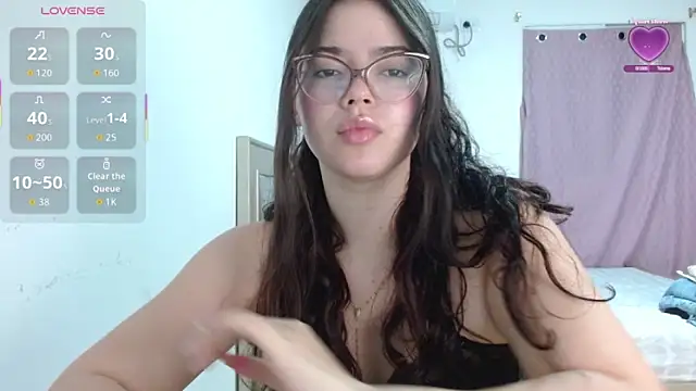 Snapshot of Valentina2390 chatting on July 20, 2026, 3:14 am Valentina2390 online show from July 20, 2026, 3:14 am