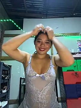 Snapshot of Rico02j chatting on July 9, 2026, 5:08 am Rico02j online show from July 9, 2026, 5:08 am