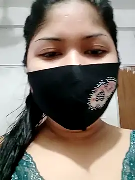 Snapshot of Nusrat-N chatting on October 21, 2025, 1:49 am Nusrat-N online show from October 21, 2025, 1:49 am