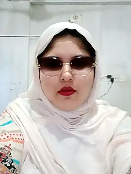 Snapshot of Nusrat-N chatting on July 26, 2026, 1:56 am Nusrat-N online show from July 26, 2026, 1:56 am