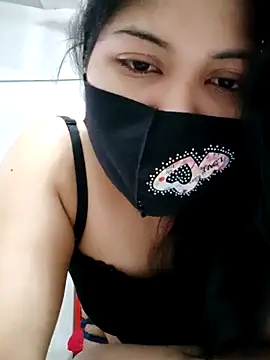 Snapshot of Nusrat-N chatting on November 8, 2025, 2:04 am Nusrat-N online show from November 8, 2025, 2:04 am