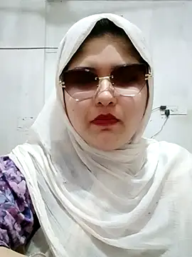 Snapshot of Nusrat-N chatting on July 10, 2026, 3:50 am Nusrat-N online show from July 10, 2026, 3:50 am