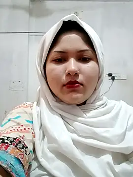 Snapshot of Nusrat-N chatting on August 8, 2026, 1:45 am Nusrat-N online show from August 8, 2026, 1:45 am