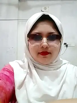 Snapshot of Nusrat-N chatting on June 24, 2026, 2:54 am Nusrat-N online show from June 24, 2026, 2:54 am