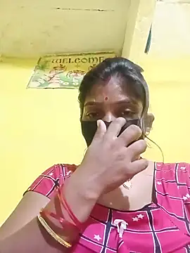 Snapshot of Samiya-143 chatting on July 31, 2026, 3:53 pm Samiya-143 online show from July 31, 2026, 3:53 pm