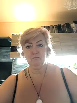 TerezaVelvet online show from March 10, 2026, 5:50 pm