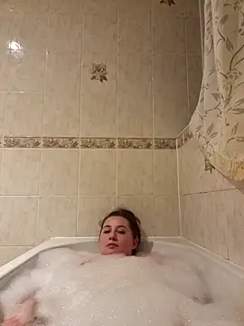 RosieMilff online show from November 30, 2025, 7:36 pm