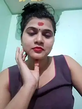 Snapshot of Kavya-Tiwari chatting on November 1, 2025, 6:24 pm Kavya-Tiwari online show from November 1, 2025, 6:24 pm