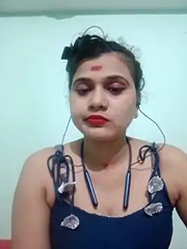 Snapshot of Kavya-Tiwari chatting on November 8, 2025, 6:55 pm Kavya-Tiwari online show from November 8, 2025, 6:55 pm