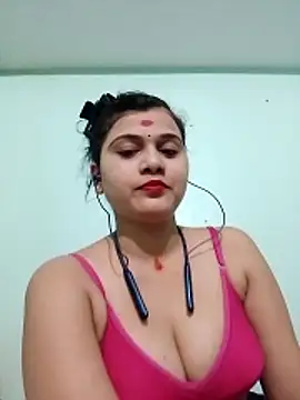 Snapshot of Kavya-Tiwari chatting on October 21, 2025, 5:56 pm Kavya-Tiwari online show from October 21, 2025, 5:56 pm