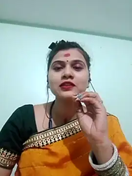 Snapshot of Kavya-Tiwari chatting on October 24, 2025, 6:51 pm Kavya-Tiwari online show from October 24, 2025, 6:51 pm