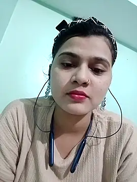 Snapshot of Kavya-Tiwari chatting on October 7, 2025, 5:36 pm Kavya-Tiwari online show from October 7, 2025, 5:36 pm