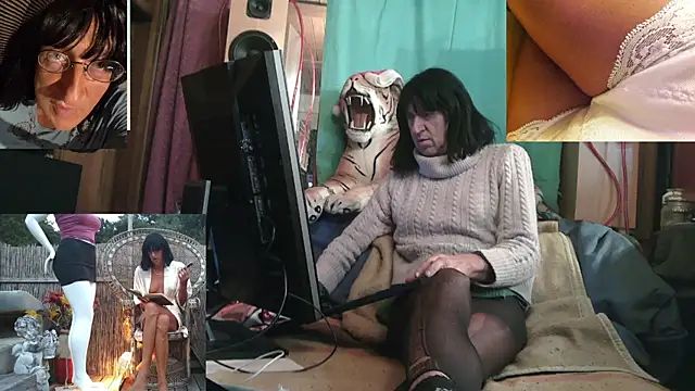 SissiDomination online show from December 15, 2025, 4:07 am