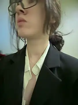 Snapshot of Marryme- chatting on November 29, 2025, 1:33 pm Marryme- online show from November 29, 2025, 1:33 pm