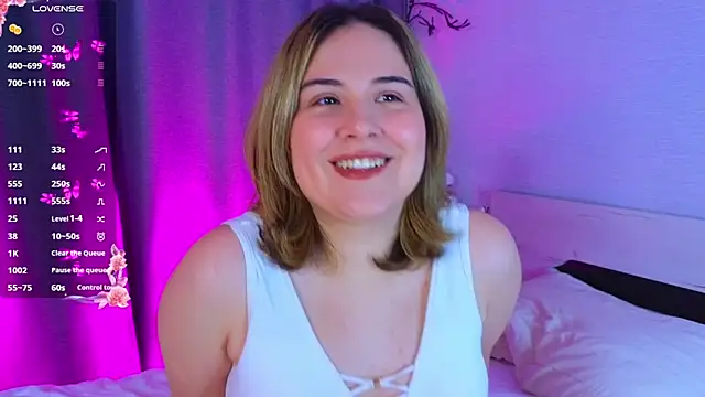 ElizabethDixon online show from October 1, 2025, 8:35 pm