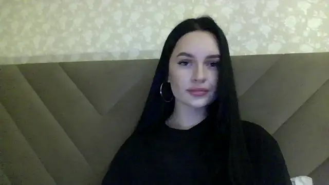 Lulii24 online show from September 18, 2025, 12:35 am