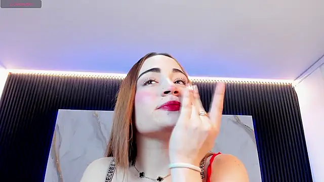 Snapshot of MadisonAnngel chatting on November 29, 2025, 8:53 pm MadisonAnngel online show from November 29, 2025, 8:53 pm