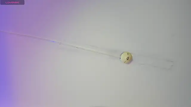 Snapshot of MadisonAnngel chatting on November 11, 2025, 7:41 pm MadisonAnngel online show from November 11, 2025, 7:41 pm