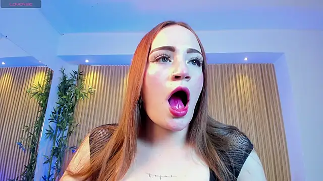 Snapshot of MadisonAnngel chatting on October 14, 2025, 6:30 pm MadisonAnngel online show from October 14, 2025, 6:30 pm