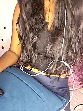 trending tamizhachii online show from November 13, 2025, 7:23 am