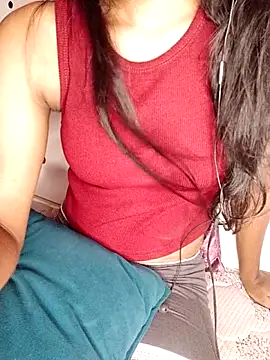 trending tamizhachii online show from October 15, 2025, 7:00 pm