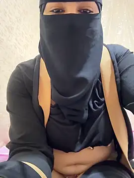  Laiali  online show from November 6, 2025, 11:47 am