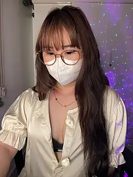 Meowyeuk6 online show from May 19, 2026, 6:59 pm