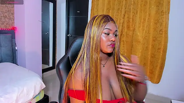 Snapshot of Keishe_ chatting on December 3, 2025, 7:24 pm Keishe online show from December 3, 2025, 7:24 pm