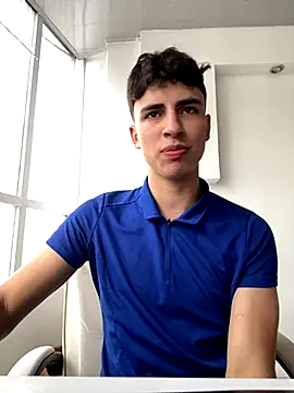 Snapshot of AdrianRinaldi chatting on November 7, 2025, 8:13 pm AdrianRinaldi online show from November 7, 2025, 8:13 pm