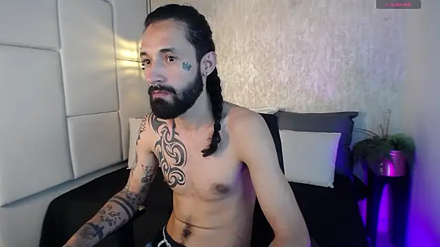 Hisoka 011 online show from February 28, 2026, 2:11 am