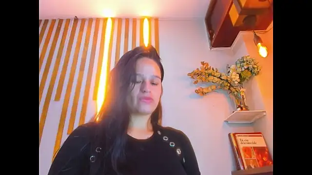 Snapshot of Jennifer_Vega1 chatting on November 9, 2025, 8:24 pm Jennifer Vega1 online show from November 9, 2025, 8:24 pm