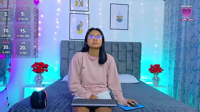 Snapshot of Soffia_Konig_ chatting on July 18, 2026, 12:25 pm Soffia Konig online show from July 18, 2026, 12:25 pm