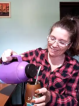 Merida2276 online show from September 25, 2025, 3:40 pm