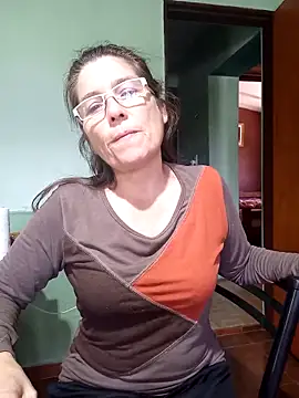 Merida2276 online show from September 29, 2025, 3:17 pm