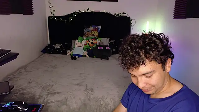 Snapshot of Conor_Taylor chatting on November 22, 2025, 2:21 am Conor Taylor online show from November 22, 2025, 2:21 am