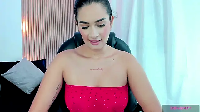 Snapshot of Hannah_Brookss1 chatting on October 19, 2025, 11:35 am Hannah Brookss1 online show from October 19, 2025, 11:35 am