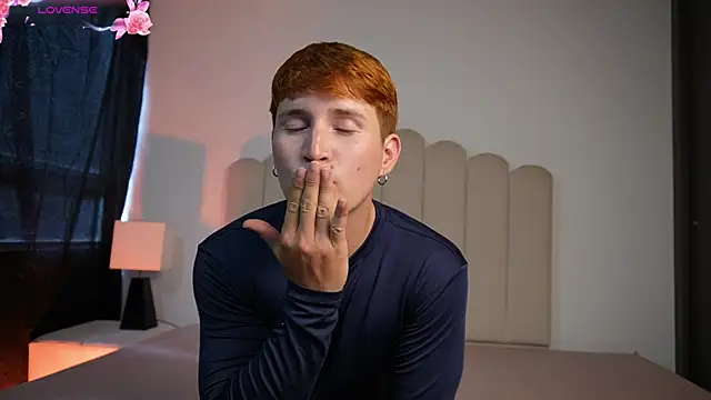 Snapshot of Eragonbooy chatting on December 15, 2025, 6:25 pm Eragonbooy online show from December 15, 2025, 6:25 pm