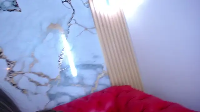 Snapshot of Tammy_Bennet chatting on November 18, 2025, 5:44 am Tammy Bennet online show from November 18, 2025, 5:44 am