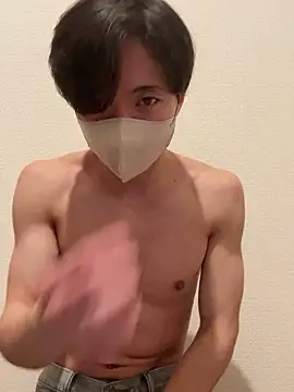 Yuma0718 online show from December 14, 2025, 12:11 pm