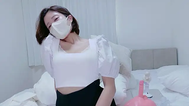 riko oxo online show from May 6, 2026, 2:26 am