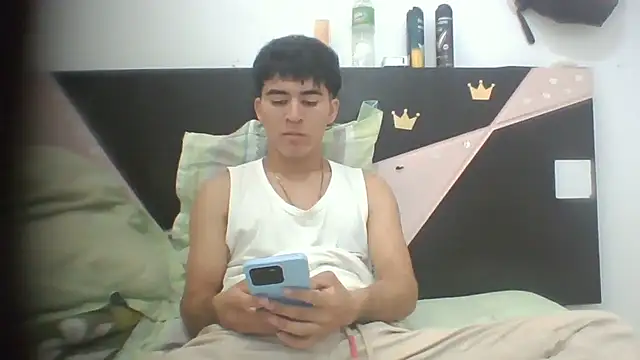 Snapshot of Babydemilk chatting on July 31, 2026, 2:05 pm Babydemilk online show from July 31, 2026, 2:05 pm