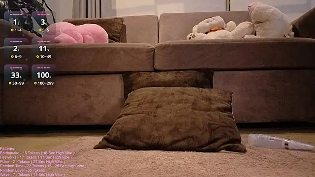 Snapshot of _LittleSammy chatting on June 13, 2026, 11:45 pm LittleSammy online show from June 13, 2026, 11:45 pm
