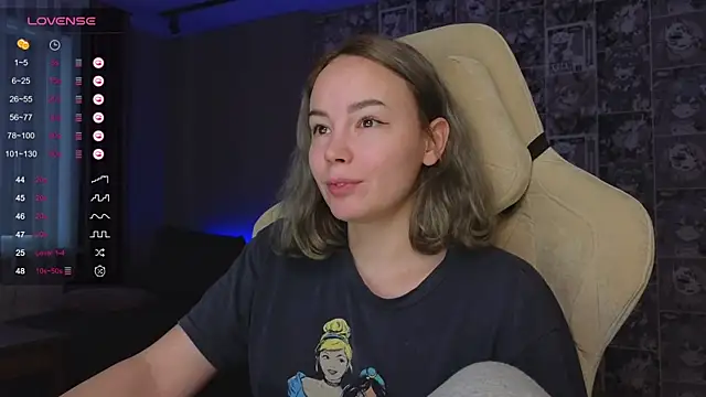 CutieGoose online show from November 17, 2025, 9:02 am